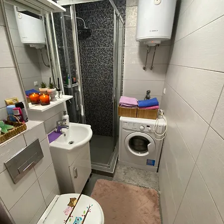 Apartmant Eldin Apartmán *